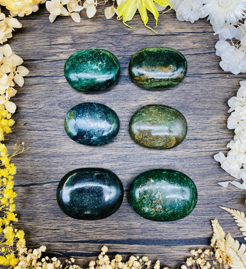 Green Aventurine Palm Stone