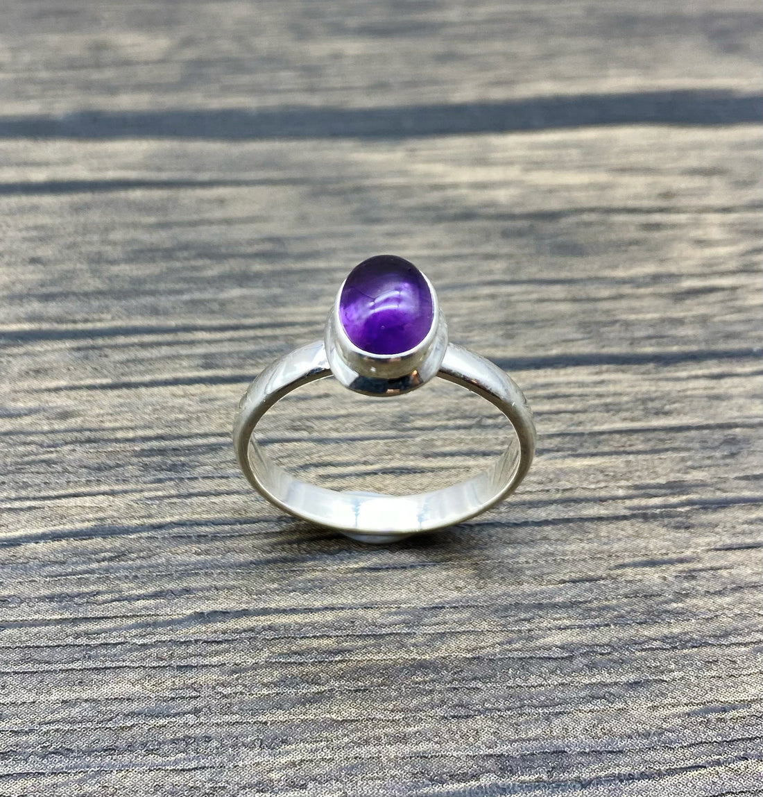 Ring - Amethyst Small Oval